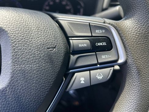 Used 2021 Honda Insight EX image 40