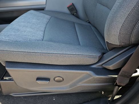 New 2026 Ford F250 XLT w/ FX4 Off-Road Package image 23