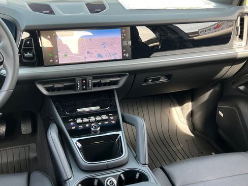 New 2026 Porsche Cayenne AWD/4WD image 25