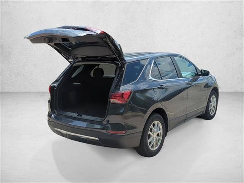 Used 2023 Chevrolet Equinox LT FWD image 8