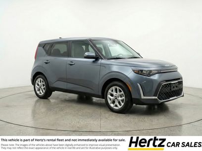 Used 2025 Kia Soul LX w/ LX Technology Package