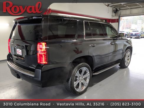 Used 2020 Chevrolet Tahoe Premier w/ Premier 6.2L Value Package image 4