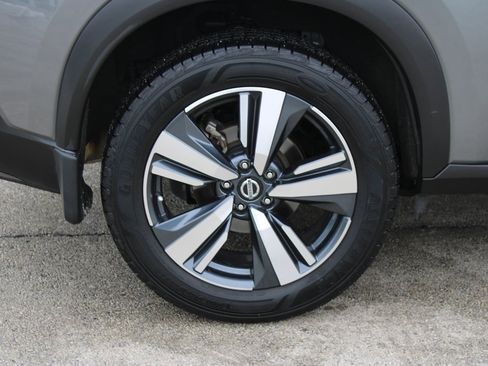 Used 2021 Nissan Rogue SL w/ Premium Package image 30