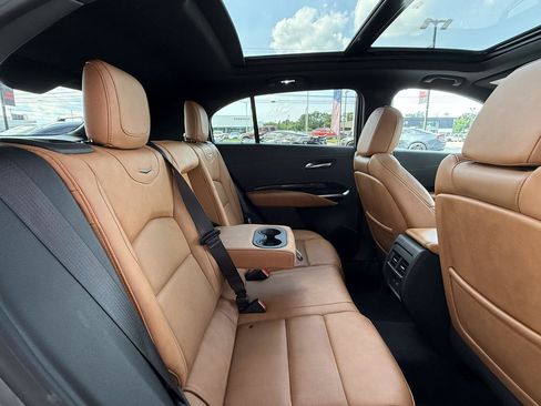 Used 2024 Cadillac XT4 Sport FWD image 37