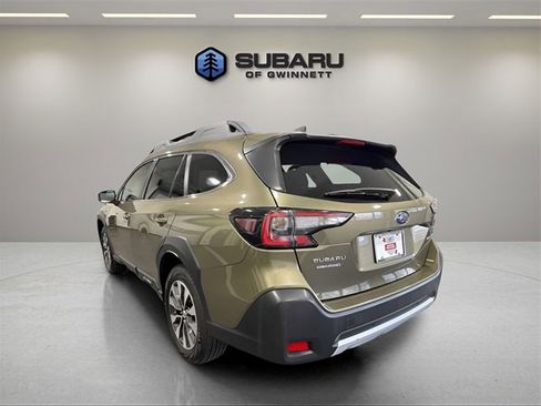Used 2024 Subaru Outback Limited image 3