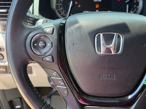 Used 2018 Honda Pilot Elite image 15