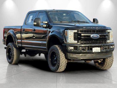 Used 2018 Ford F350 Lariat w/ Lariat Ultimate Package image 9