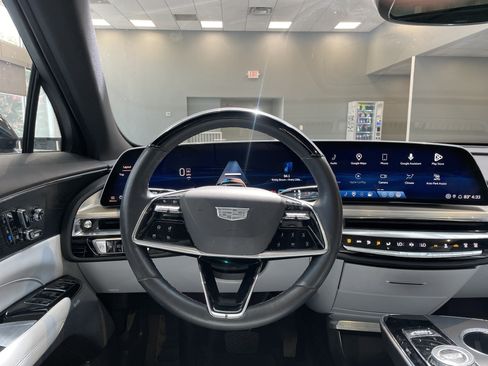 Used 2024 Cadillac Lyriq Sport AWD/4WD image 20
