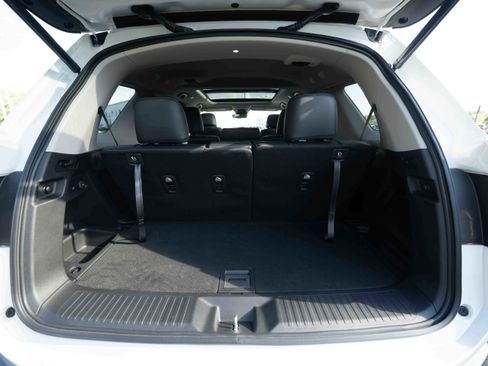 New 2025 Honda Pilot Touring image 28