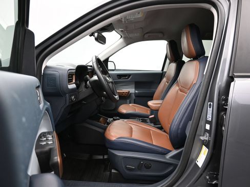 Used 2022 Ford Maverick Lariat w/ Lariat Luxury Package FWD image 9