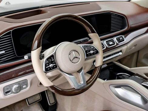 Used 2022 Mercedes-Benz Maybach GLS 600 4MATIC image 15