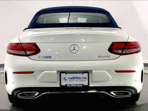 Used 2021 Mercedes-Benz C 300 4MATIC Cabriolet image 3