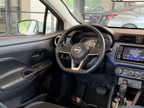 Used 2025 Nissan Versa SV FWD image 29