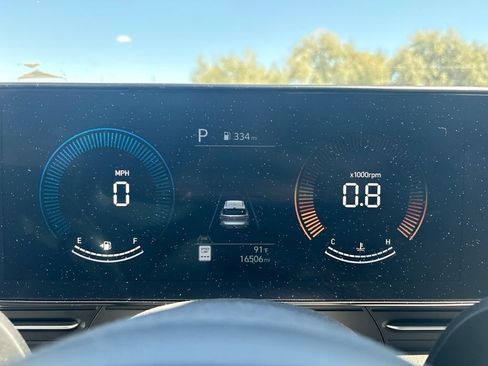 Used 2024 Hyundai Kona SEL AWD/4WD image 11