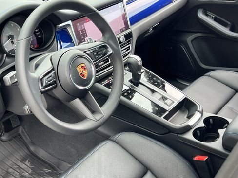 New 2026 Porsche Macan S AWD/4WD image 4