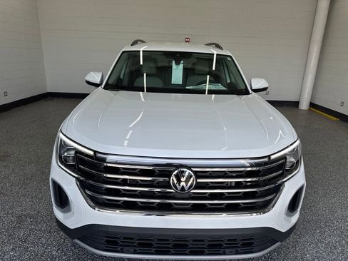 New 2026 Volkswagen Atlas SE FWD image 8
