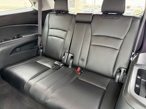 Used 2022 Honda Pilot Touring image 30