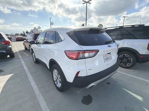Used 2022 Ford Escape SE w/ Convenience Package AWD/4WD image 5
