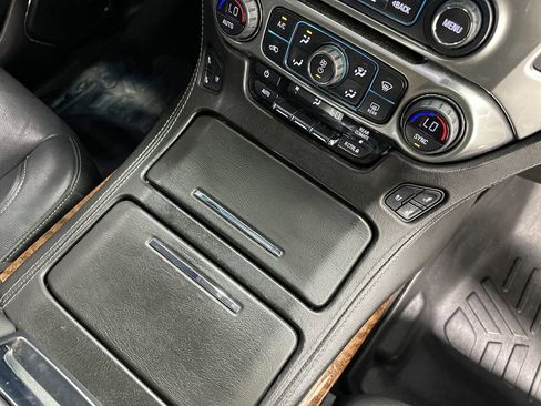 Used 2018 Chevrolet Tahoe Premier w/ RST 6.2L Performance Edition AWD/4WD image 20