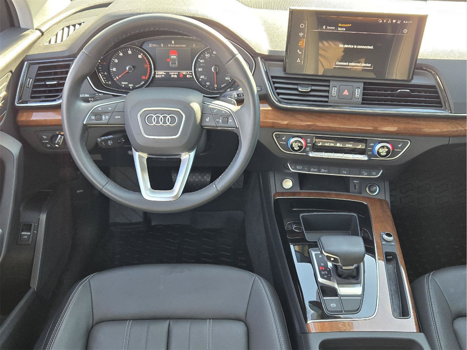 Used 2023 Audi Q5 2.0T Premium w/ Convenience Package AWD/4WD image 26
