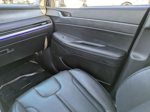 Used 2024 Hyundai Palisade Limited image 19