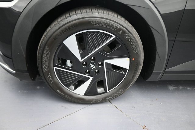 New 2027 Hyundai Ioniq 5 SEL RWD image 23