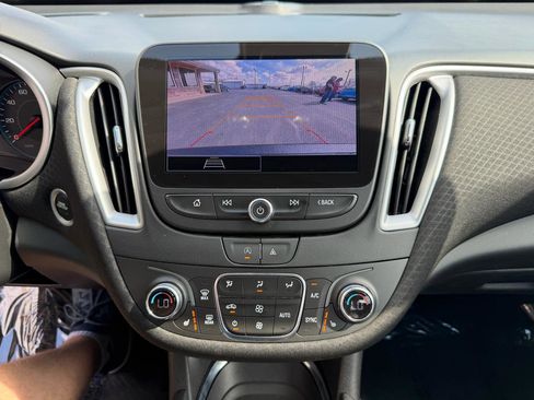 Used 2023 Chevrolet Malibu LT image 27