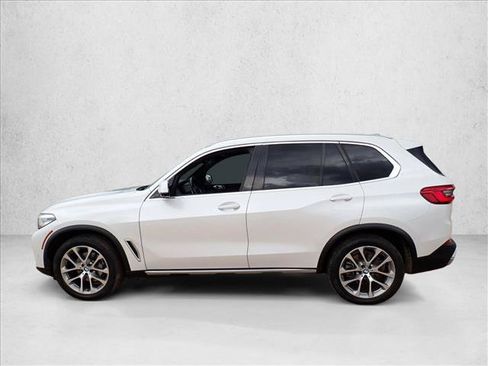 Used 2019 BMW X5 xDrive40i w/ Premium Package AWD/4WD image 2