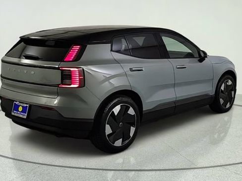 New 2026 Volvo EX30 Plus w/ Climate Package RWD image 7