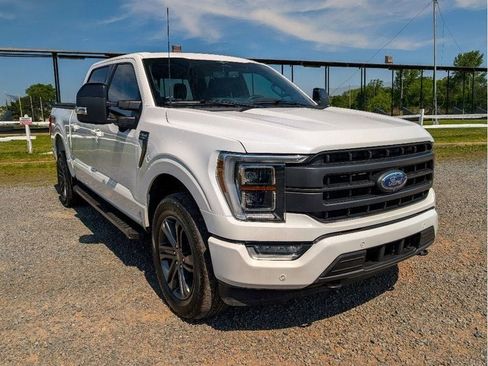 Used 2023 Ford F150 Lariat w/ Equipment Group 502A High AWD/4WD image 3