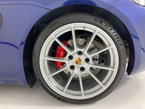 Certified 2025 Porsche 718 Cayman GT4 image 23