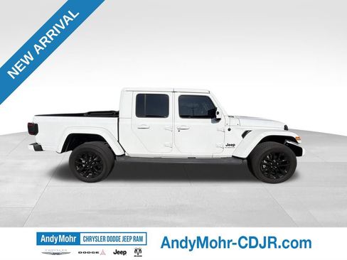 Used 2021 Jeep Gladiator Overland AWD/4WD image 8