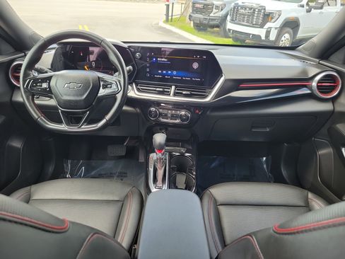 Used 2026 Chevrolet Trax RS w/ Driver Confidence Package FWD image 17