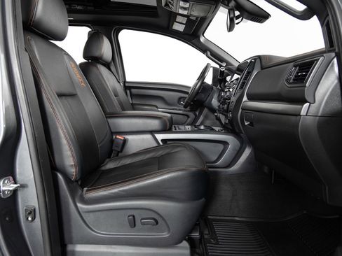 Used 2021 Nissan Titan PRO-4X w/ Pro-4x Convenience Package image 26