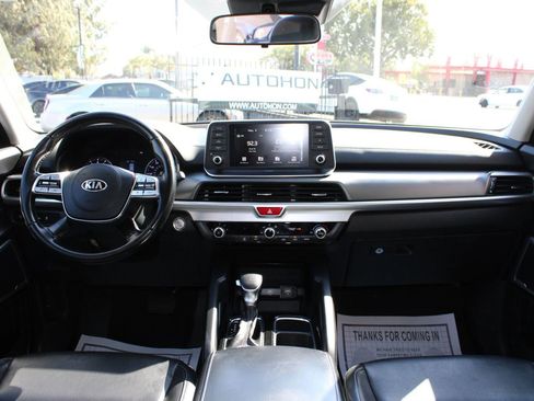 Used 2021 Kia Telluride LX FWD image 19