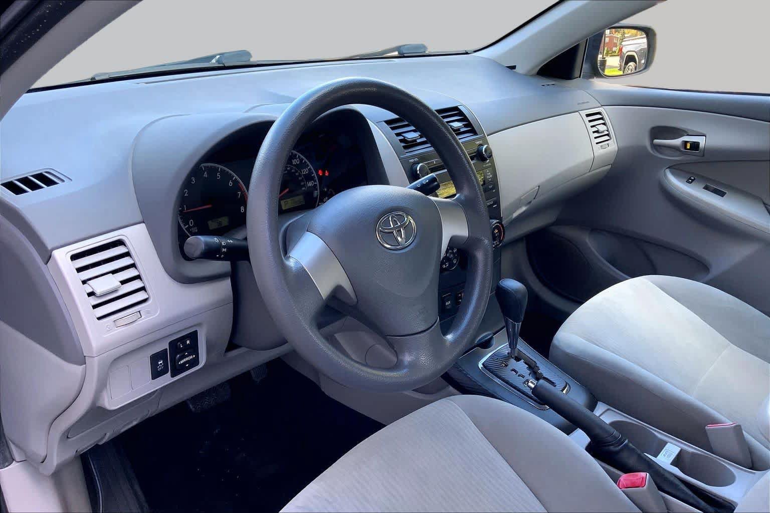 Used 2010 Toyota Corolla LE w/ All Weather Guard Pkg FWD image 17