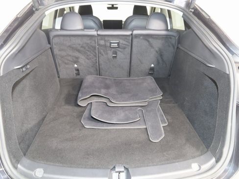 Used 2024 Tesla Model Y Long Range image 48