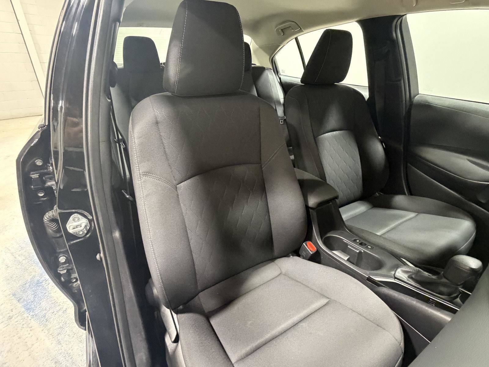 Used 2023 Toyota Corolla LE FWD image 29