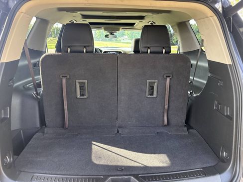 Used 2017 GMC Acadia Denali AWD/4WD image 29