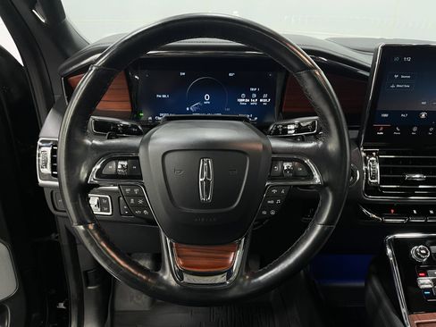 Used 2023 Lincoln Navigator L Reserve AWD/4WD image 20