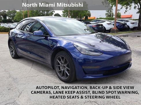 Used 2023 Tesla Model 3 Standard Range RWD image 1
