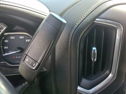 Used 2020 GMC Sierra 1500 AT4 w/ AT4 Premium Package AWD/4WD image 16