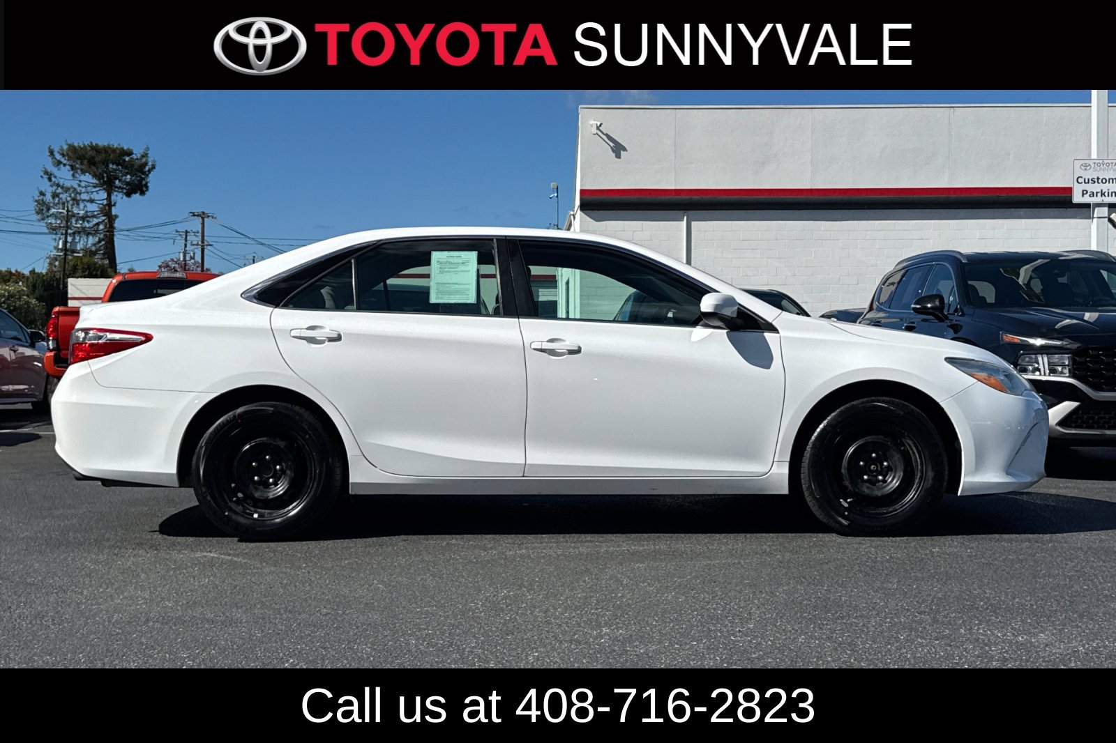 Certified 2017 Toyota Camry LE FWD image 8