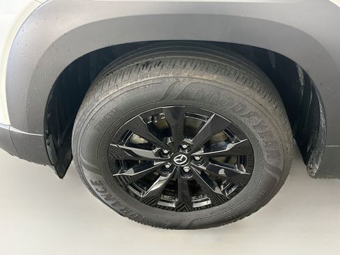 Used 2025 MAZDA CX-50 AWD 2.5 Hybrid w/ Premium Pkg image 11