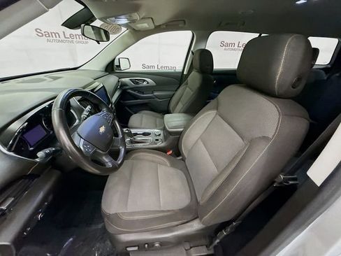 Used 2018 Chevrolet Traverse LT image 22