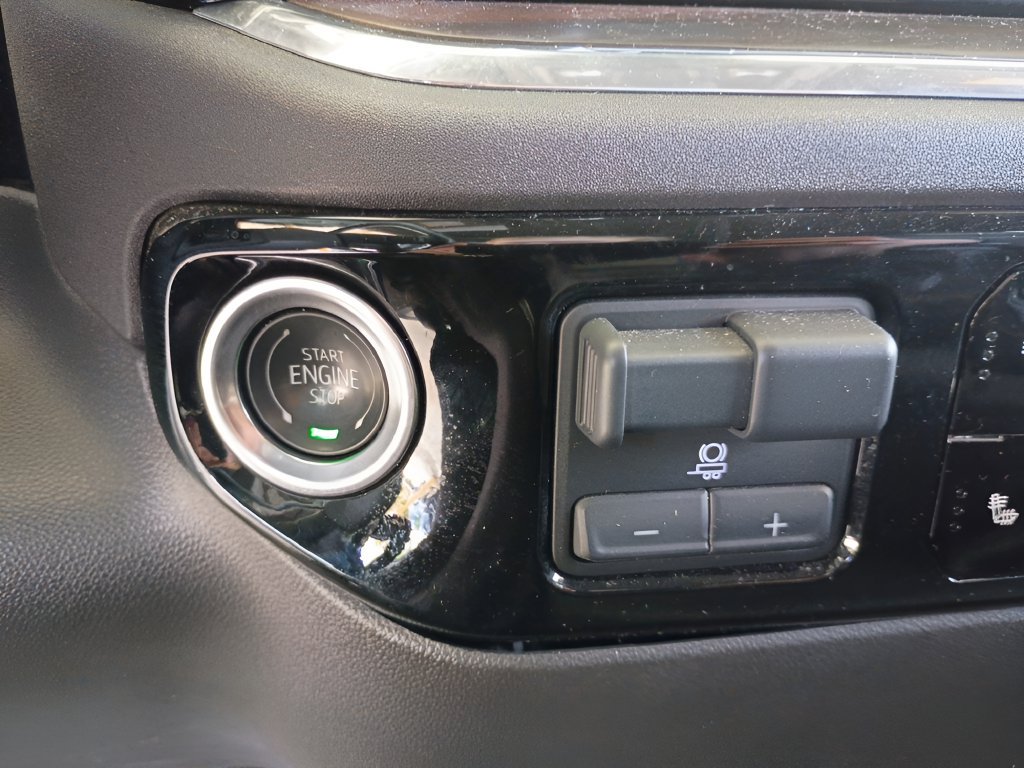 Used 2025 GMC Sierra 1500 SLT RWD image 34