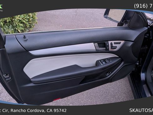 Used 2012 Mercedes-Benz C 250 Coupe image 29