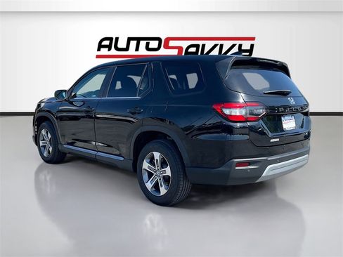 Used 2024 Honda Pilot EX-L image 5