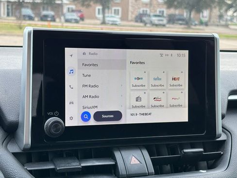 Used 2023 Toyota RAV4 LE image 18