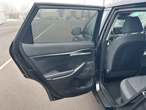 Used 2023 Kia Seltos LX image 14